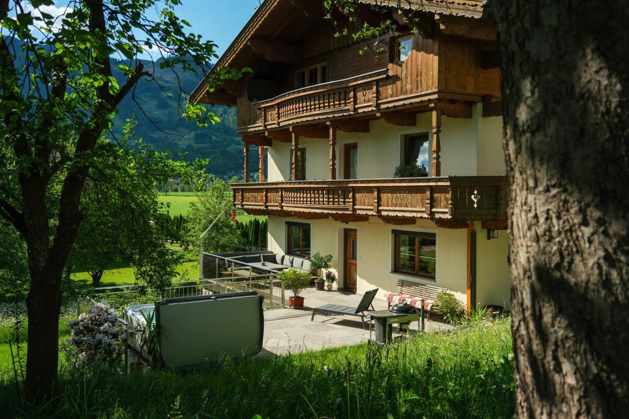 Apart Moidl Mit Privatem Pool Hart im Zillertal Buitenkant foto