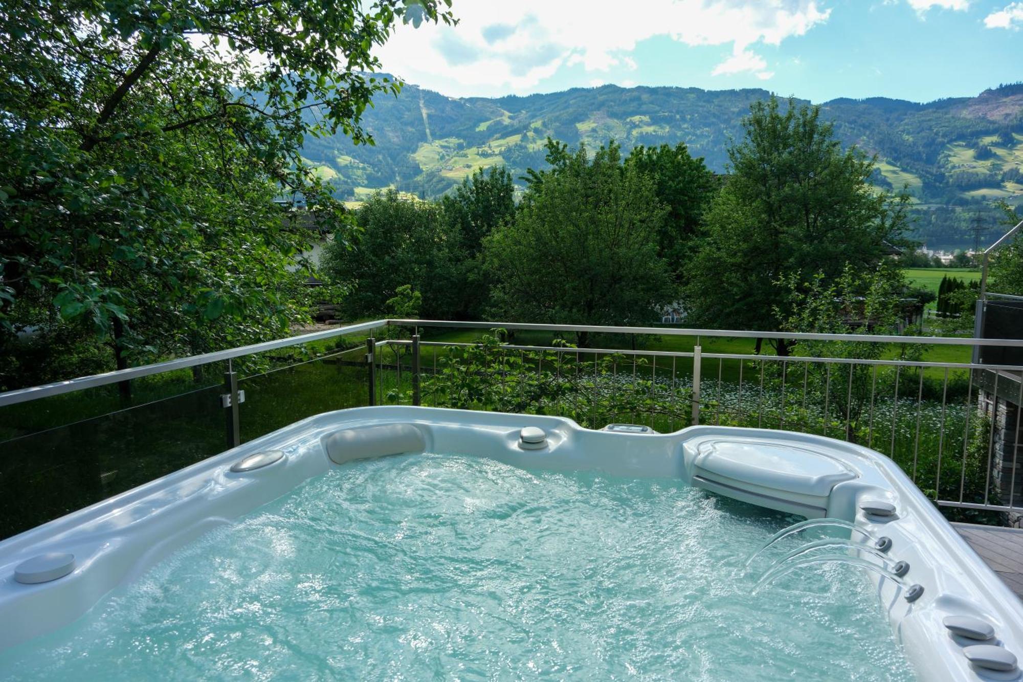 Apart Moidl Mit Privatem Pool Hart im Zillertal Buitenkant foto